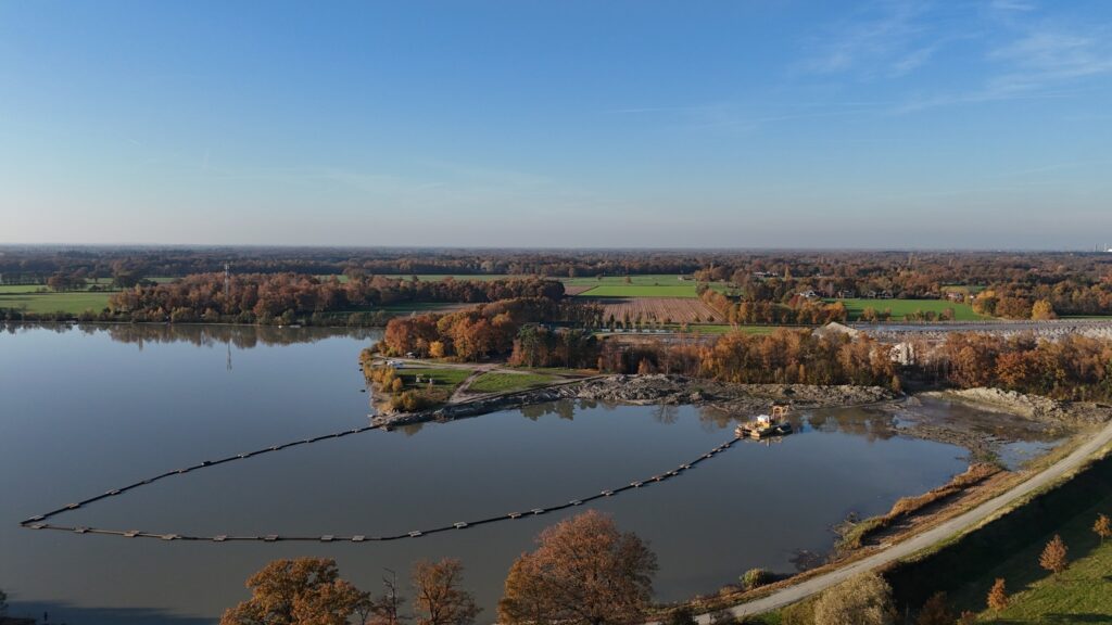 Het Grootste Betaalwater Van Nederland 2 Hectare Groter Fishing Adventure het-grootste-betaalwater-van-nederland-2-hectare-groter-fishing-adventure